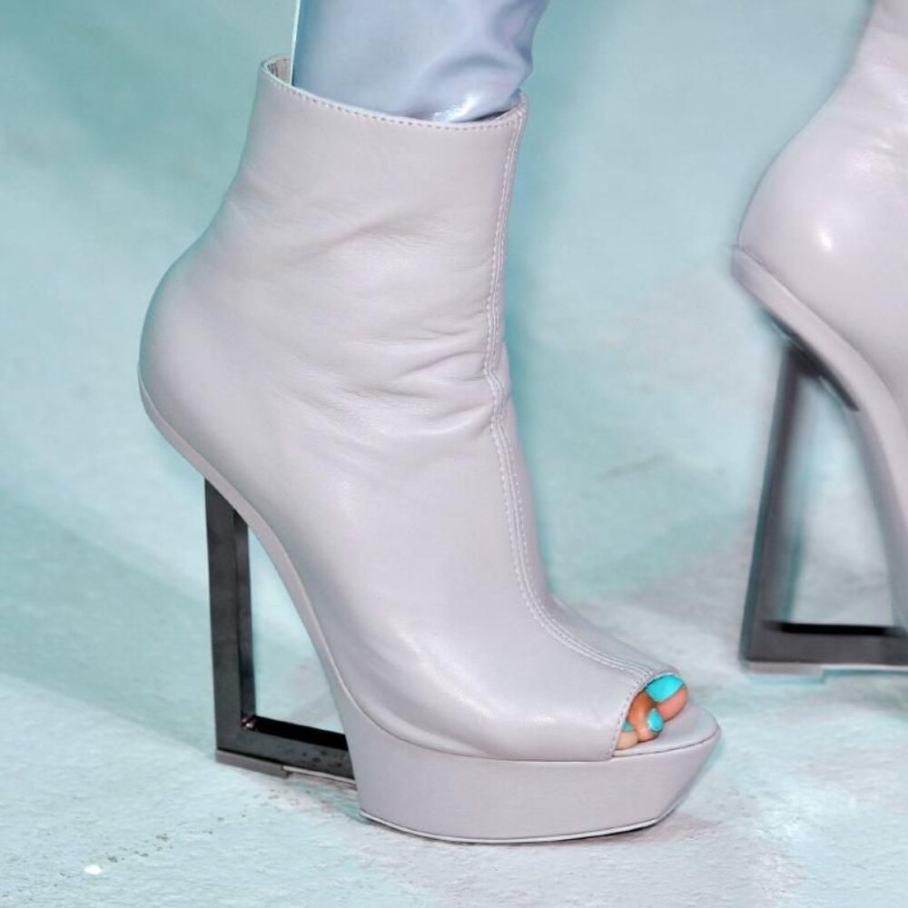 Gareth Pugh SS/14 Runway White Leather Angular-Heel Ankle Boots
